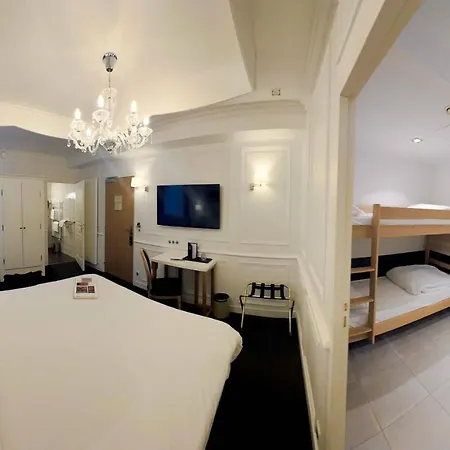 Hotel Le Magic Hall